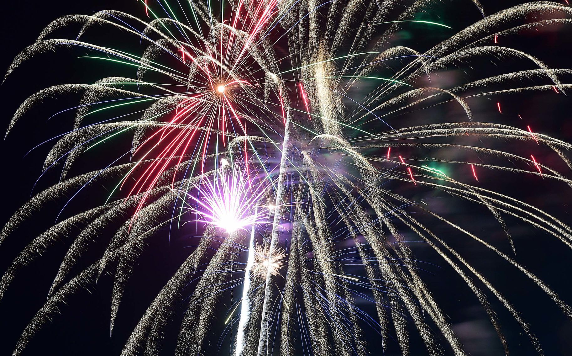 Stars Burst Over Carlisle 18